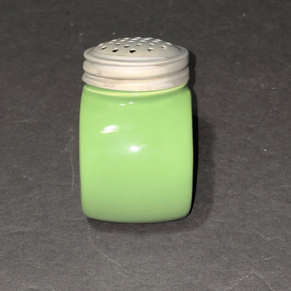 Vtg Retro Green Ceramic Slanted Spice Shaker Sugar Dispenser Metal Lid 1638444